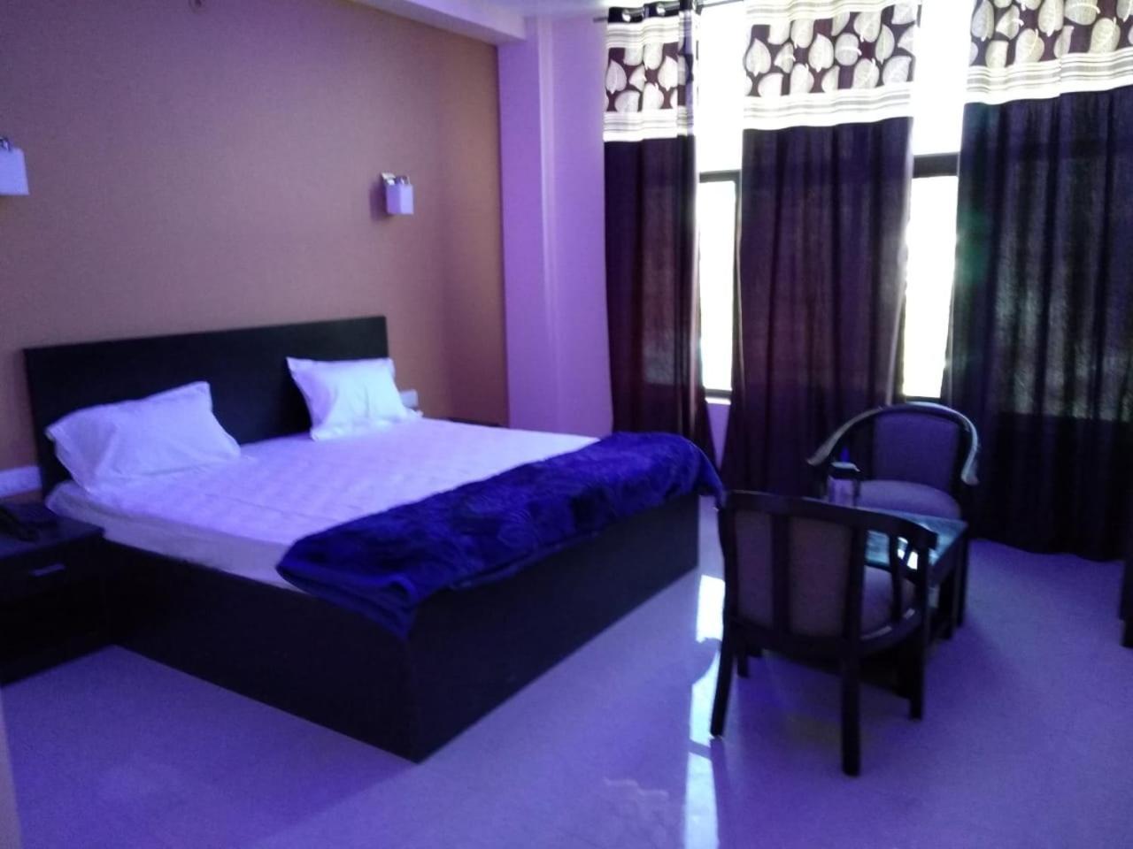 Hotel-78 Pithorāgarh Екстериор снимка