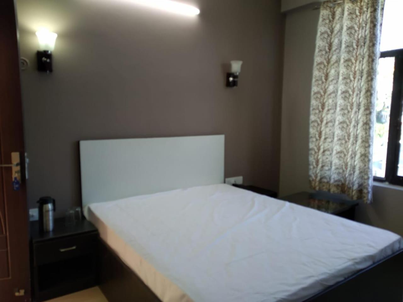 Hotel-78 Pithorāgarh Екстериор снимка