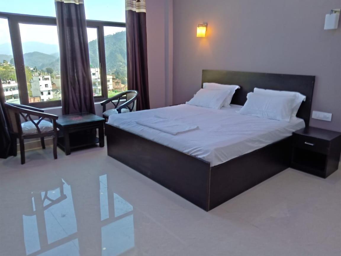 Hotel-78 Pithorāgarh Екстериор снимка