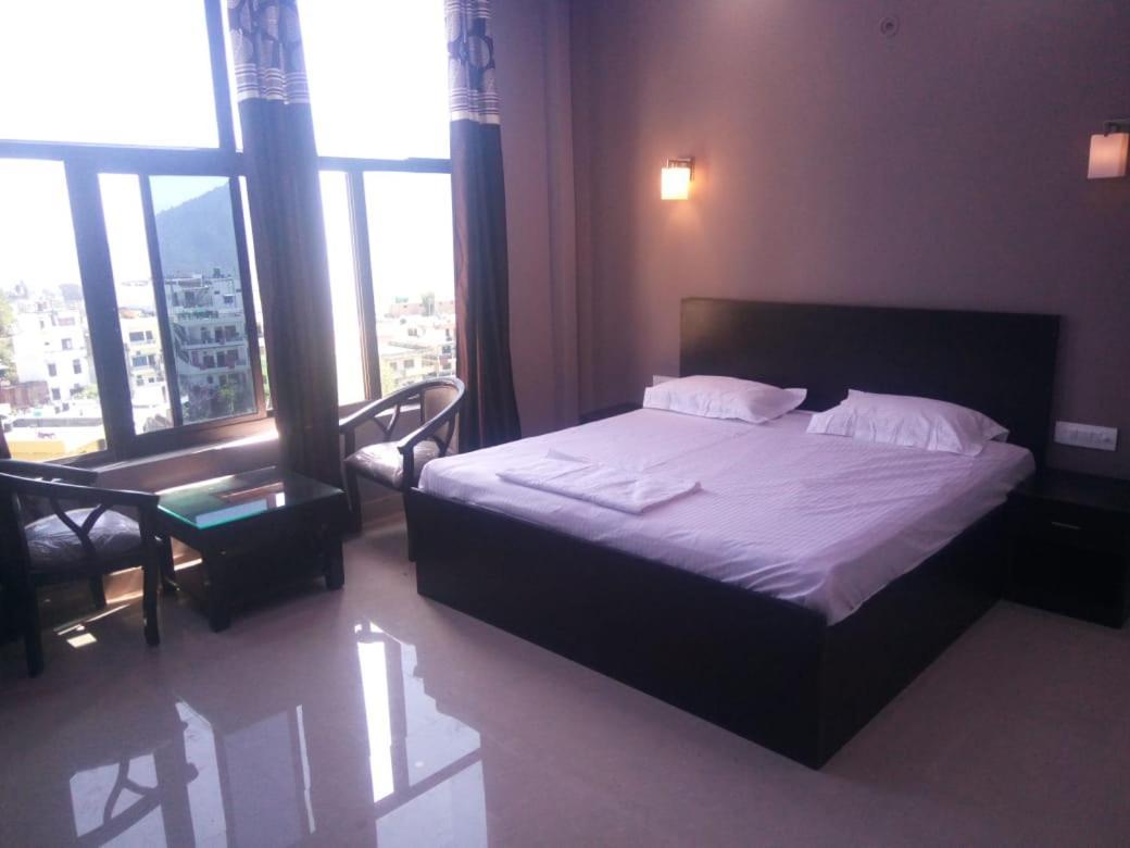 Hotel-78 Pithorāgarh Екстериор снимка