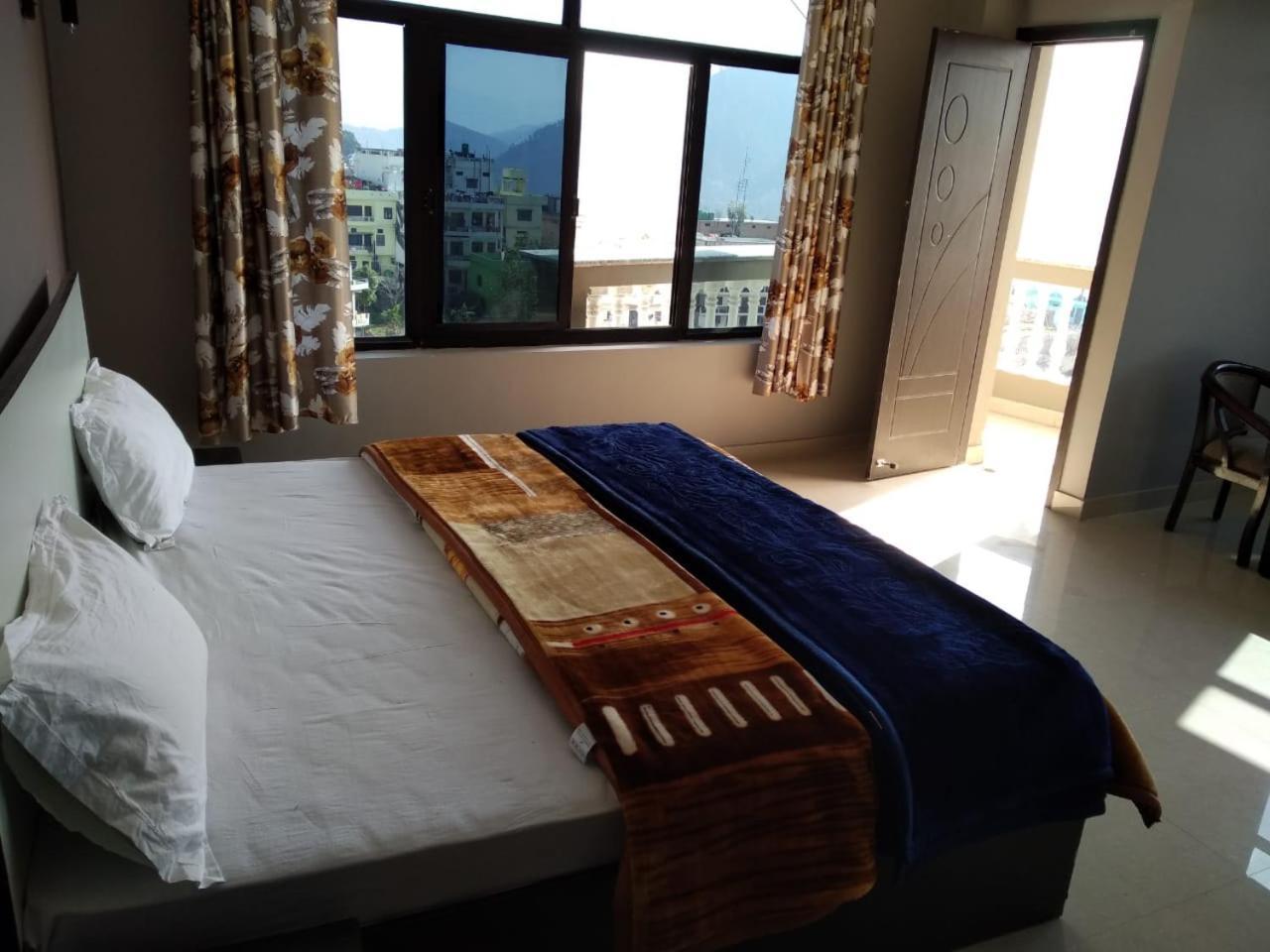Hotel-78 Pithorāgarh Екстериор снимка